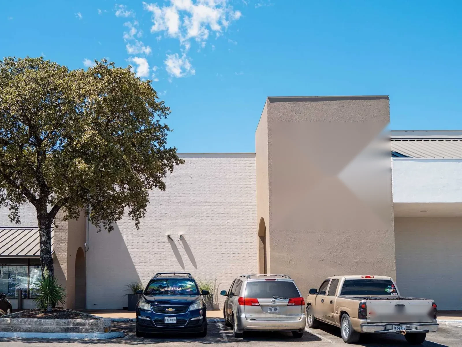 Commercial Roofing for Retail and Restaurant Chains in Beaverton, OR